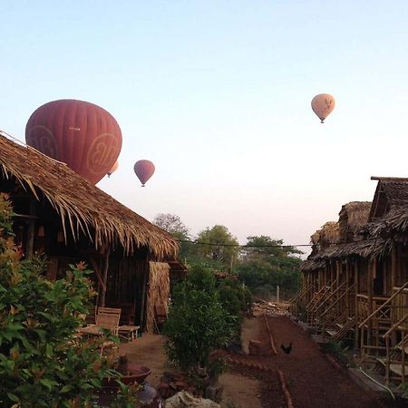 Bamboo House Apartamento Bagan Exterior foto